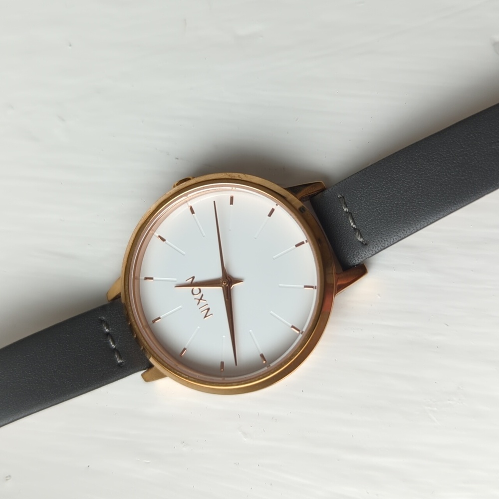Women's Nixon Watch, Genuine Leather, The Medium Kensington